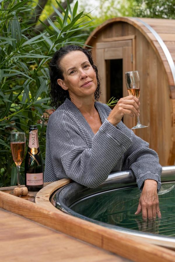 Escale Rochelaise B&B, Spa Bain Nordique Et Sauna Tonneau Λα Ροσέλ Εξωτερικό φωτογραφία